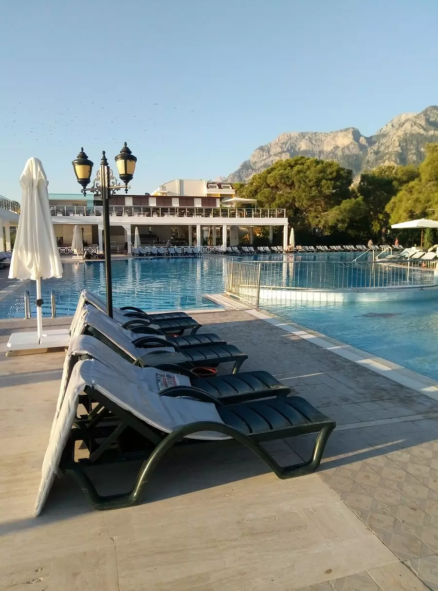 پر لامر ریزورت